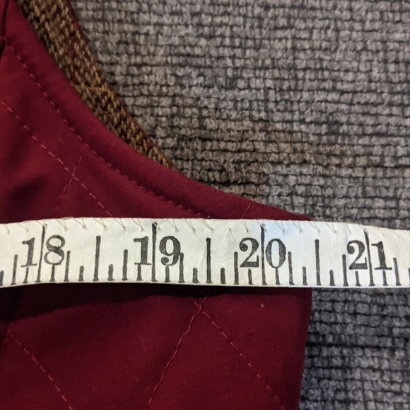 Henry White Quilted Vest Red Medium Wool Blend, vintage - Picture 8 of 9